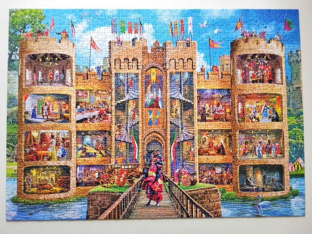 Gibsons Castle Cutaway Jigsaw Puzzle